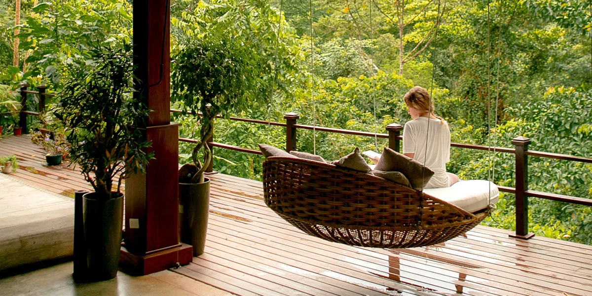 imiolia institute costa rica meditation retreat